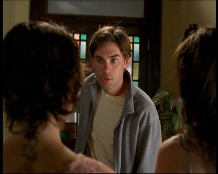 Charmed-Online-dot-net_623ItsABadBadBadBadWorldPart2-1081.jpg