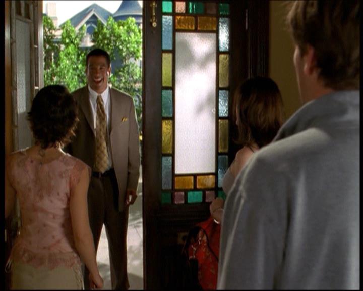 Charmed-Online-dot-net_623ItsABadBadBadBadWorldPart2-1092.jpg