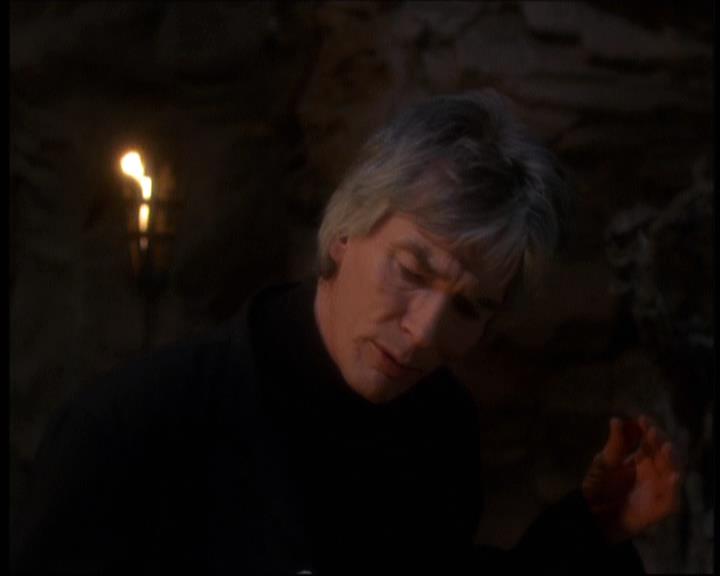 Charmed-Online-dot-net_623ItsABadBadBadBadWorldPart2-1185.jpg