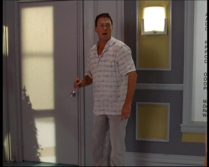 Charmed-Online-dot-net_623ItsABadBadBadBadWorldPart2-1227.jpg