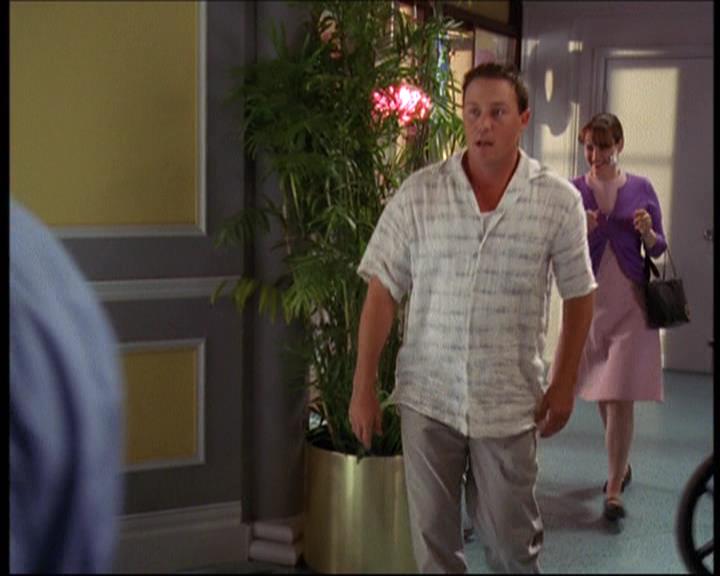 Charmed-Online-dot-net_623ItsABadBadBadBadWorldPart2-1237.jpg