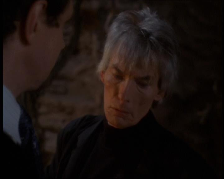 Charmed-Online-dot-net_623ItsABadBadBadBadWorldPart2-1520.jpg