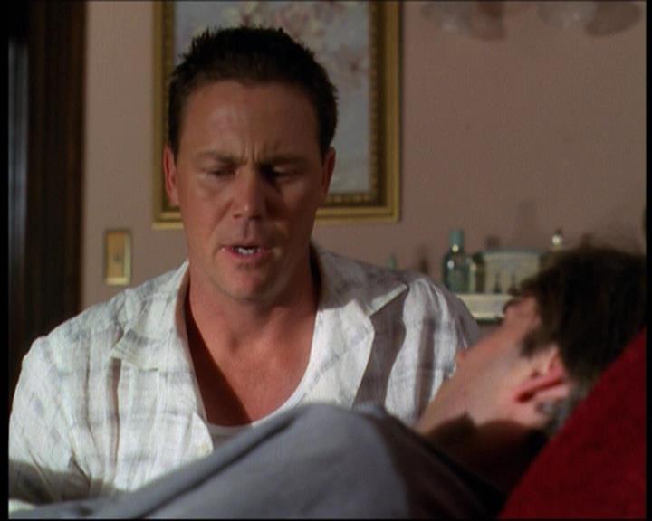 Charmed-Online-dot-net_623ItsABadBadBadBadWorldPart2-1588.jpg