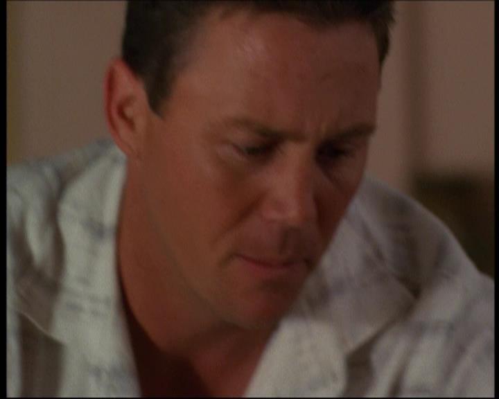Charmed-Online-dot-net_623ItsABadBadBadBadWorldPart2-1598.jpg
