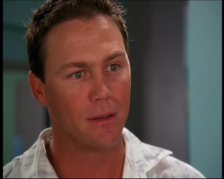 Charmed-Online-dot-net_623ItsABadBadBadBadWorldPart2-1651.jpg