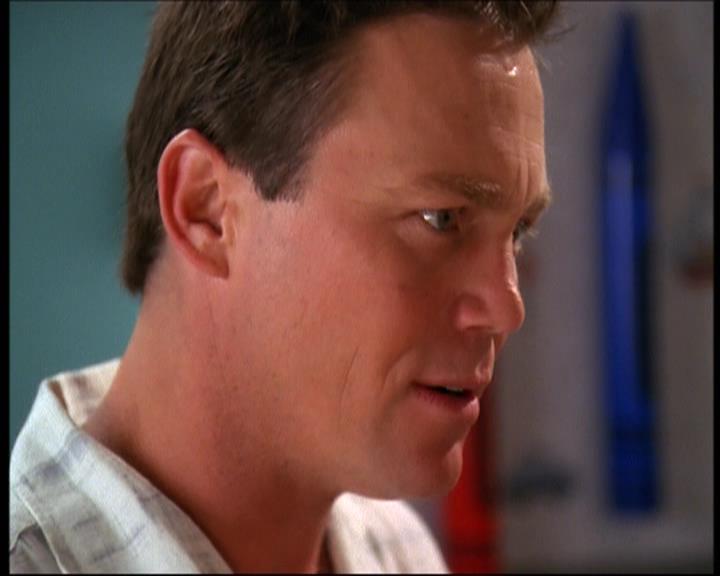 Charmed-Online-dot-net_623ItsABadBadBadBadWorldPart2-1657.jpg