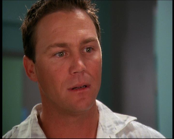 Charmed-Online-dot-net_623ItsABadBadBadBadWorldPart2-1679.jpg