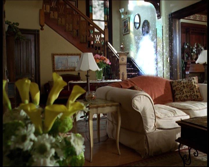 Charmed-Online-dot-net_623ItsABadBadBadBadWorldPart2-1695.jpg