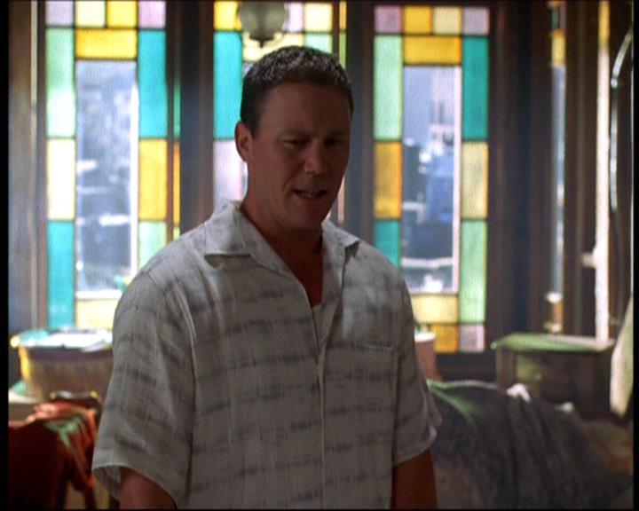 Charmed-Online-dot-net_623ItsABadBadBadBadWorldPart2-1908.jpg