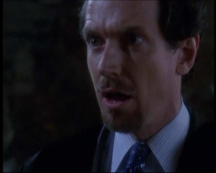 Charmed-Online-dot-net_623ItsABadBadBadBadWorldPart2-2005.jpg