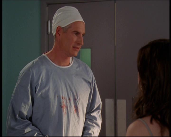 Charmed-Online-dot-net_623ItsABadBadBadBadWorldPart2-2128.jpg