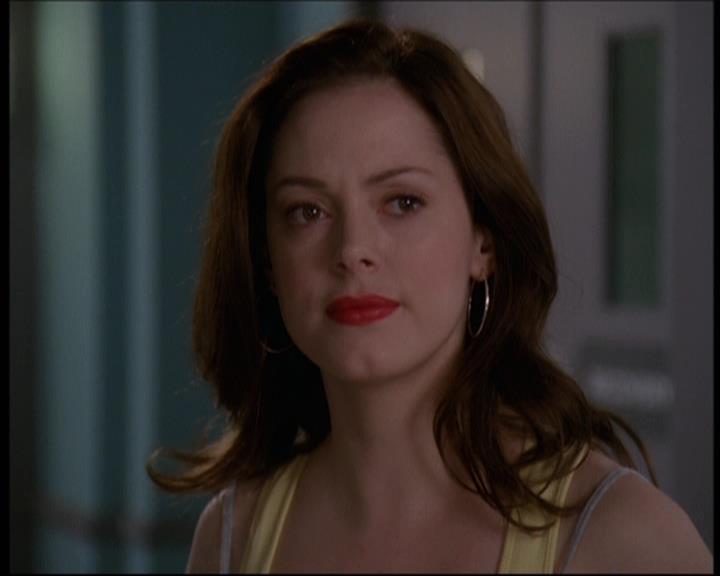 Charmed-Online-dot-net_623ItsABadBadBadBadWorldPart2-2255.jpg