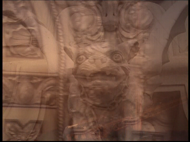 charmed-online_dot_net_OpeningCreditsS6-00007.png