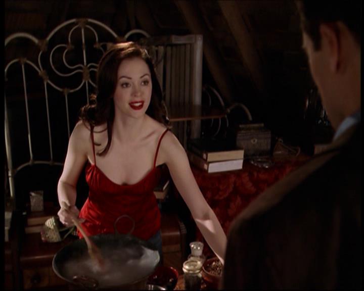 Charmed-Online-dot-712ExtremeHomeMakeoverWorldEdition0023.jpg Charmed-Online-dot-712ExtremeHomeMakeoverWorldEdition0023.jpg