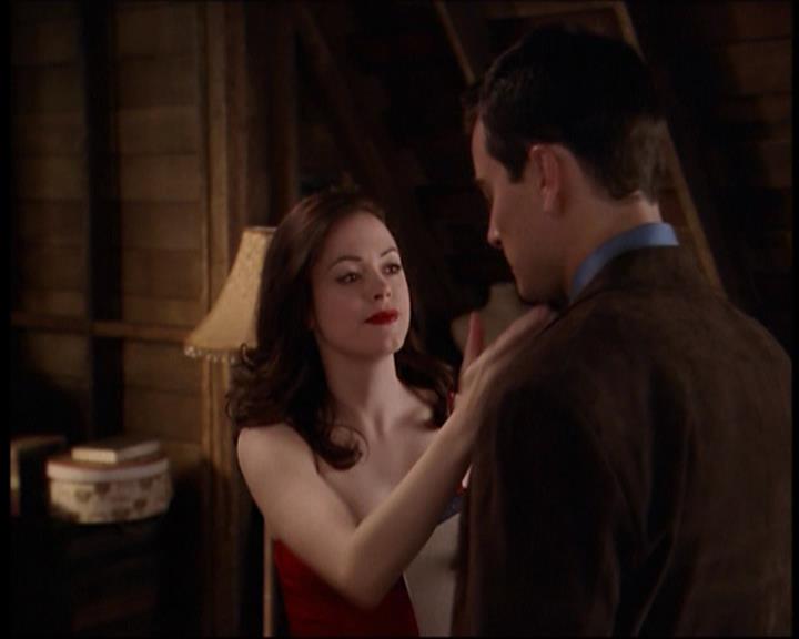 Charmed-Online-dot-712ExtremeHomeMakeoverWorldEdition0107.jpg Charmed-Online-dot-712ExtremeHomeMakeoverWorldEdition0107.jpg