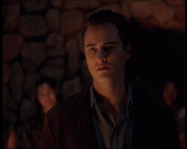 Charmed-Online-dot-712ExtremeHomeMakeoverWorldEdition0288.jpg Charmed-Online-dot-712ExtremeHomeMakeoverWorldEdition0288.jpg