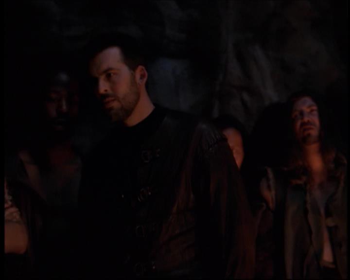 Charmed-Online-dot-712ExtremeHomeMakeoverWorldEdition0293.jpg Charmed-Online-dot-712ExtremeHomeMakeoverWorldEdition0293.jpg