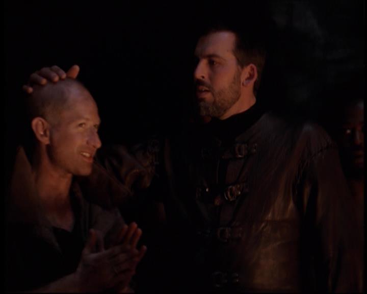 Charmed-Online-dot-712ExtremeHomeMakeoverWorldEdition0295.jpg Charmed-Online-dot-712ExtremeHomeMakeoverWorldEdition0295.jpg