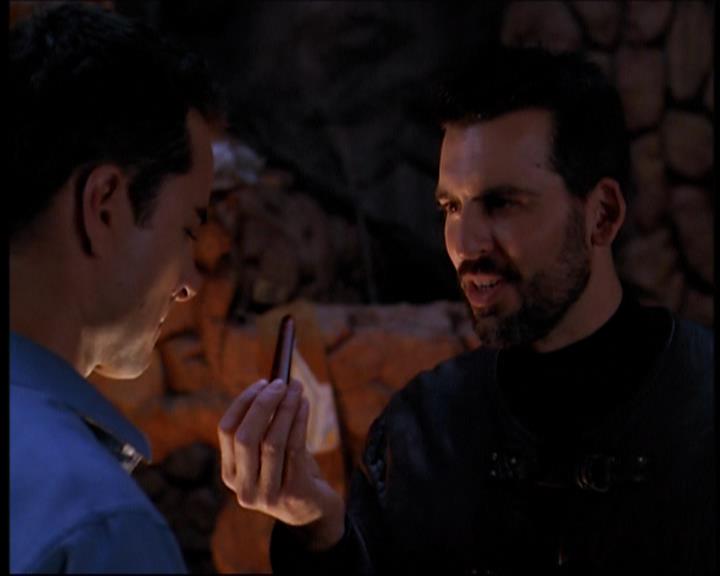 Charmed-Online-dot-712ExtremeHomeMakeoverWorldEdition0887.jpg Charmed-Online-dot-712ExtremeHomeMakeoverWorldEdition0887.jpg