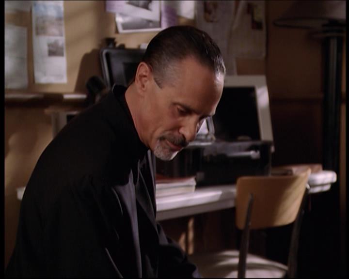 Charmed-Online-dot-712ExtremeHomeMakeoverWorldEdition1914.jpg Charmed-Online-dot-712ExtremeHomeMakeoverWorldEdition1914.jpg