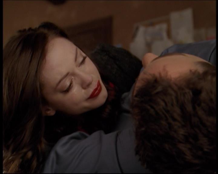 Charmed-Online-dot-712ExtremeHomeMakeoverWorldEdition1961.jpg Charmed-Online-dot-712ExtremeHomeMakeoverWorldEdition1961.jpg