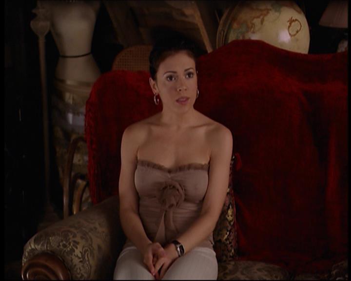 Charmed-Online-dot-712ExtremeHomeMakeoverWorldEdition1994.jpg Charmed-Online-dot-712ExtremeHomeMakeoverWorldEdition1994.jpg