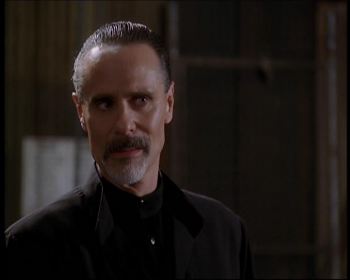 Charmed-Online-dot-712ExtremeHomeMakeoverWorldEdition2063.jpg Charmed-Online-dot-712ExtremeHomeMakeoverWorldEdition2063.jpg