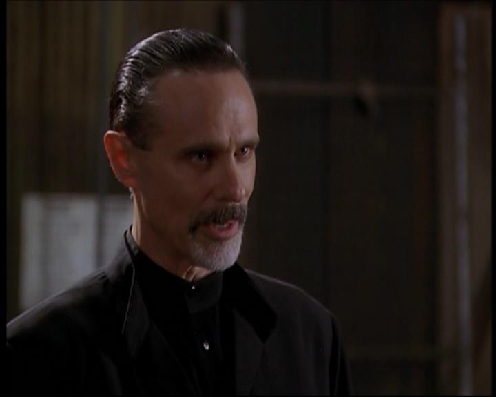 Charmed-Online-dot-712ExtremeHomeMakeoverWorldEdition2070.jpg Charmed-Online-dot-712ExtremeHomeMakeoverWorldEdition2070.jpg