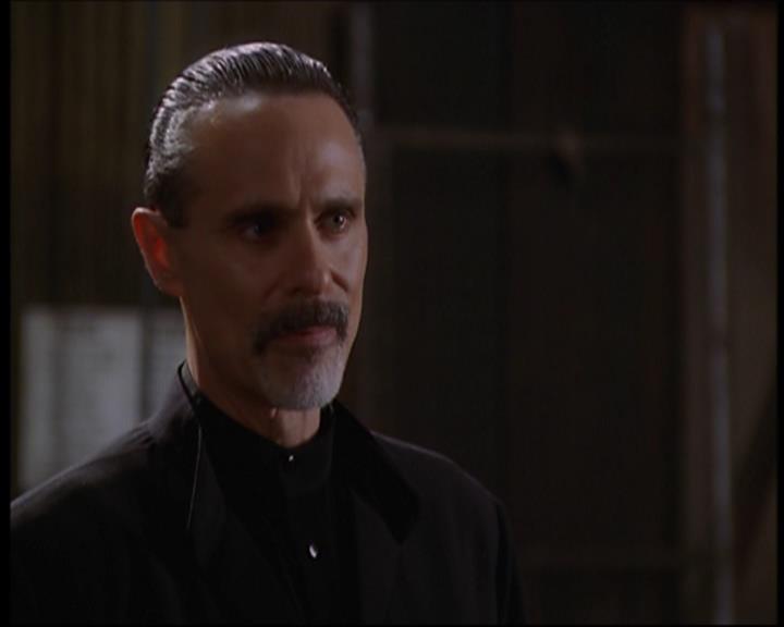 Charmed-Online-dot-712ExtremeHomeMakeoverWorldEdition2077.jpg Charmed-Online-dot-712ExtremeHomeMakeoverWorldEdition2077.jpg