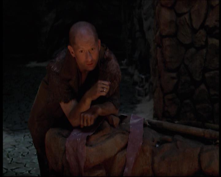 Charmed-Online-dot-712ExtremeHomeMakeoverWorldEdition2184.jpg Charmed-Online-dot-712ExtremeHomeMakeoverWorldEdition2184.jpg