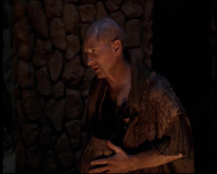 Charmed-Online-dot-712ExtremeHomeMakeoverWorldEdition2214.jpg Charmed-Online-dot-712ExtremeHomeMakeoverWorldEdition2214.jpg