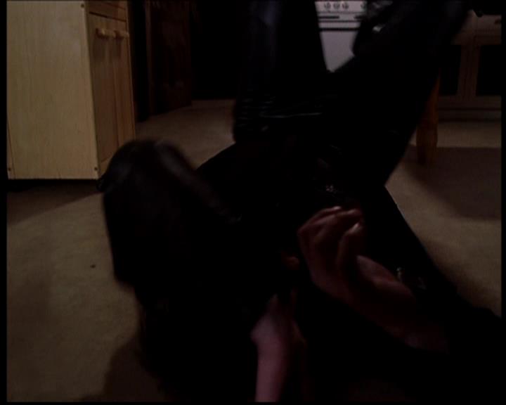 Charmed-Online-dot-717ScryHard2031.jpg Charmed-Online-dot-717ScryHard2031.jpg