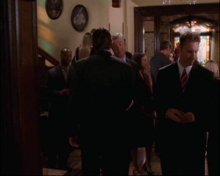 Charmed-Online_dot_net-8x01StillCharmedAndKicking0015.jpg Charmed-Online_dot_net-8x01StillCharmedAndKicking0015.jpg