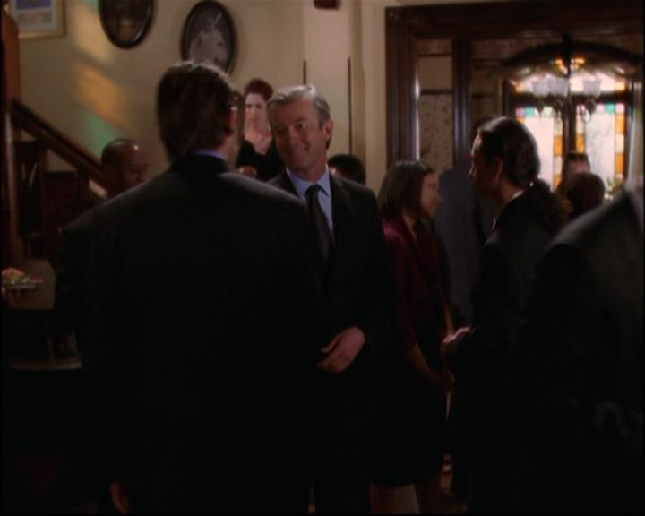 Charmed-Online_dot_net-8x01StillCharmedAndKicking0016.jpg Charmed-Online_dot_net-8x01StillCharmedAndKicking0016.jpg