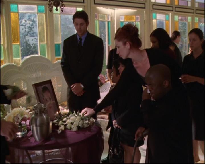 Charmed-Online_dot_net-8x01StillCharmedAndKicking0035.jpg Charmed-Online_dot_net-8x01StillCharmedAndKicking0035.jpg