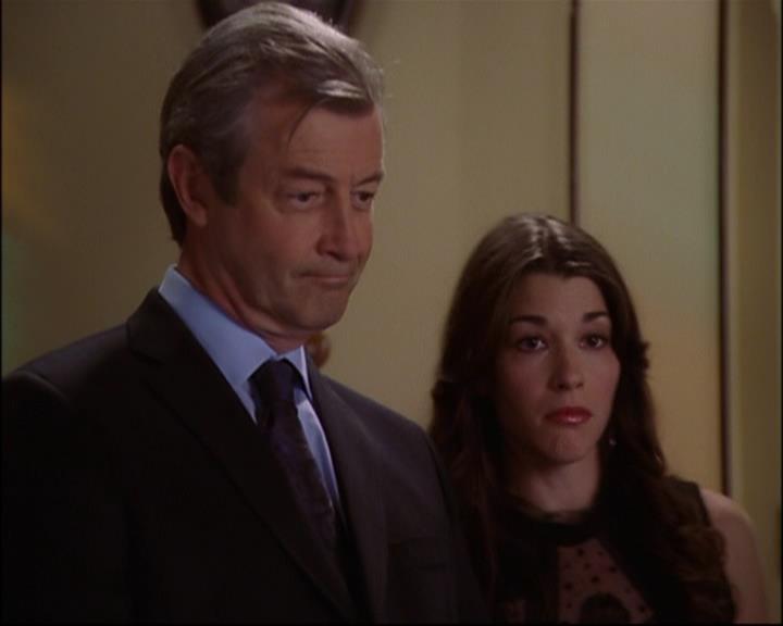 Charmed-Online_dot_net-8x01StillCharmedAndKicking0046.jpg Charmed-Online_dot_net-8x01StillCharmedAndKicking0046.jpg