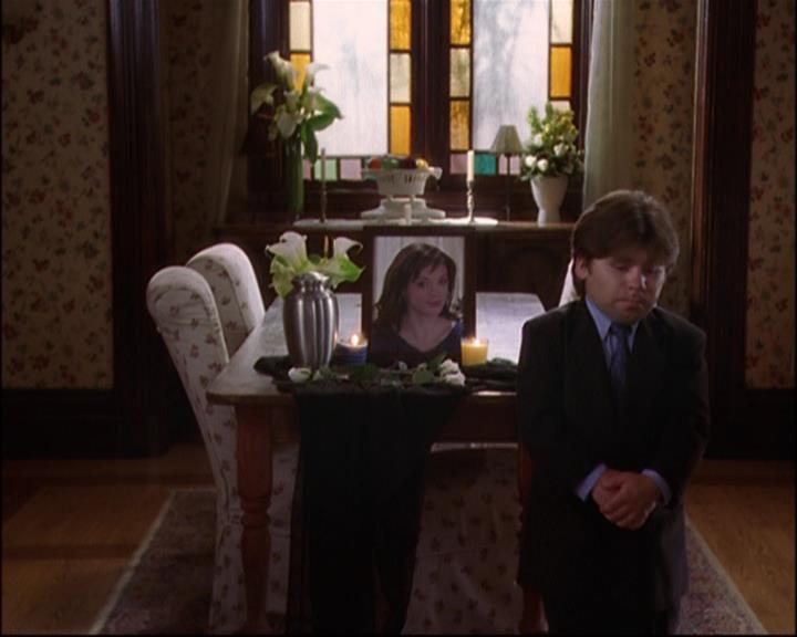 Charmed-Online_dot_net-8x01StillCharmedAndKicking0084.jpg