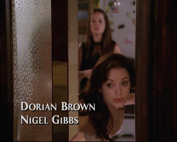 Charmed-Online_dot_net-8x01StillCharmedAndKicking0257.jpg Charmed-Online_dot_net-8x01StillCharmedAndKicking0257.jpg