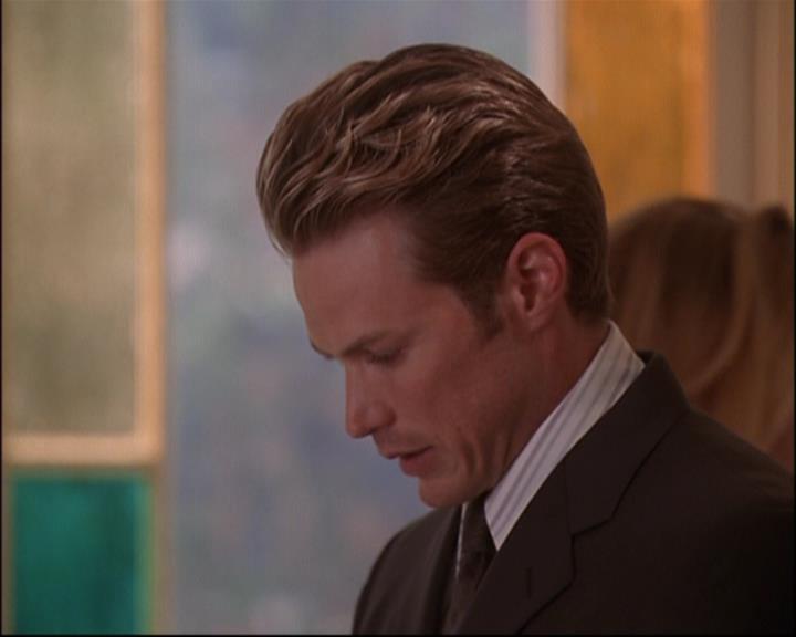 Charmed-Online_dot_net-8x01StillCharmedAndKicking0278.jpg