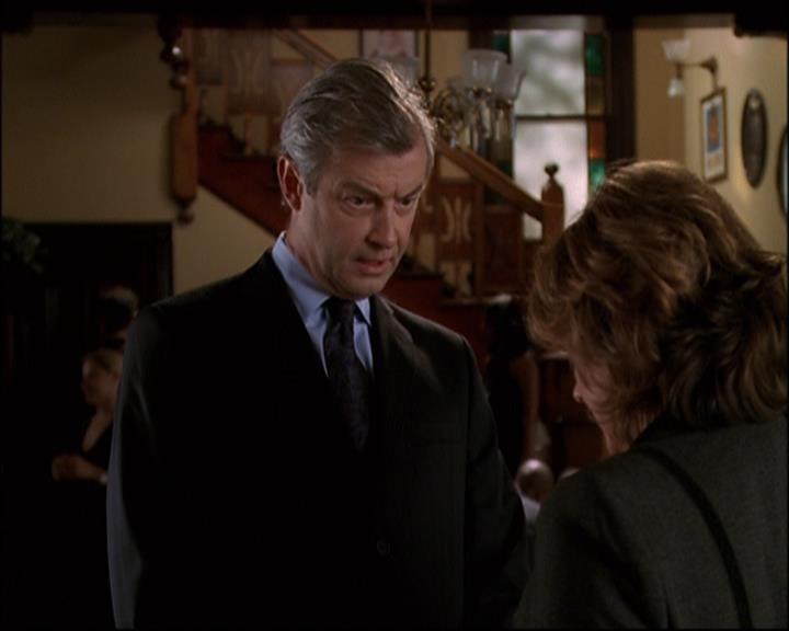 Charmed-Online_dot_net-8x01StillCharmedAndKicking0296.jpg Charmed-Online_dot_net-8x01StillCharmedAndKicking0296.jpg