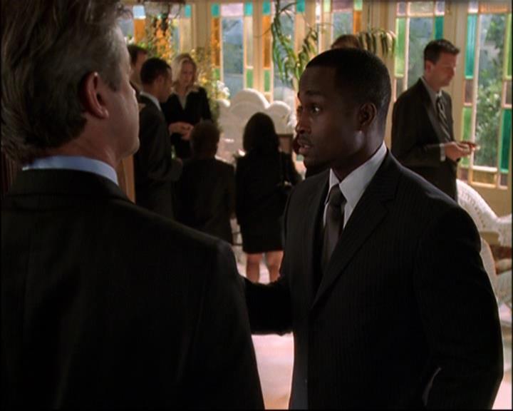 Charmed-Online_dot_net-8x01StillCharmedAndKicking0354.jpg Charmed-Online_dot_net-8x01StillCharmedAndKicking0354.jpg