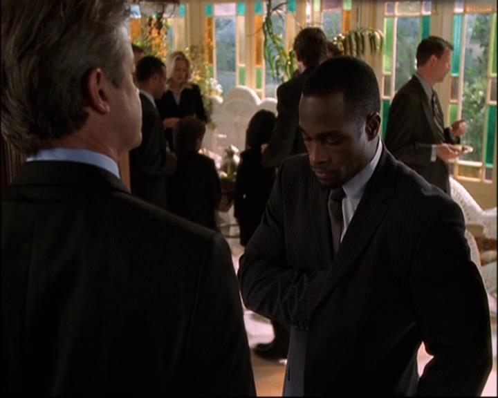 Charmed-Online_dot_net-8x01StillCharmedAndKicking0358.jpg Charmed-Online_dot_net-8x01StillCharmedAndKicking0358.jpg