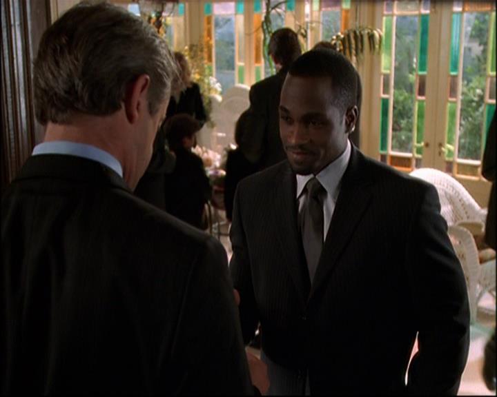 Charmed-Online_dot_net-8x01StillCharmedAndKicking0362.jpg Charmed-Online_dot_net-8x01StillCharmedAndKicking0362.jpg