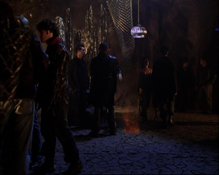 Charmed-Online_dot_net-8x01StillCharmedAndKicking0393.jpg