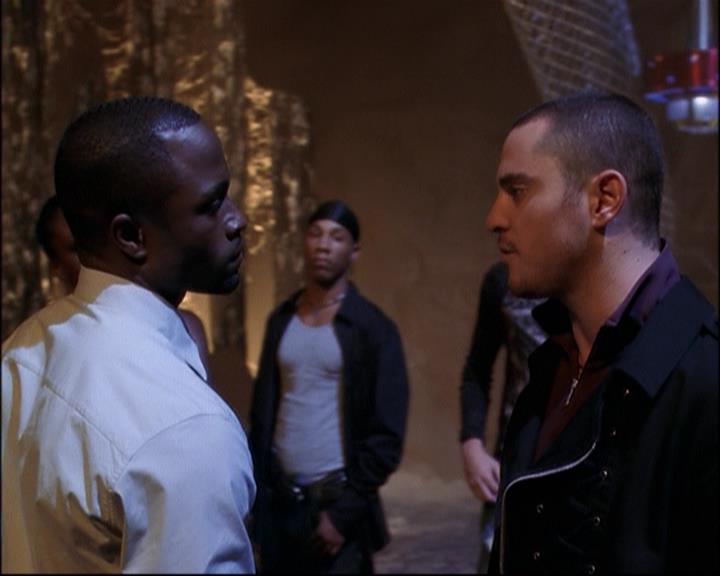 Charmed-Online_dot_net-8x01StillCharmedAndKicking0424.jpg Charmed-Online_dot_net-8x01StillCharmedAndKicking0424.jpg