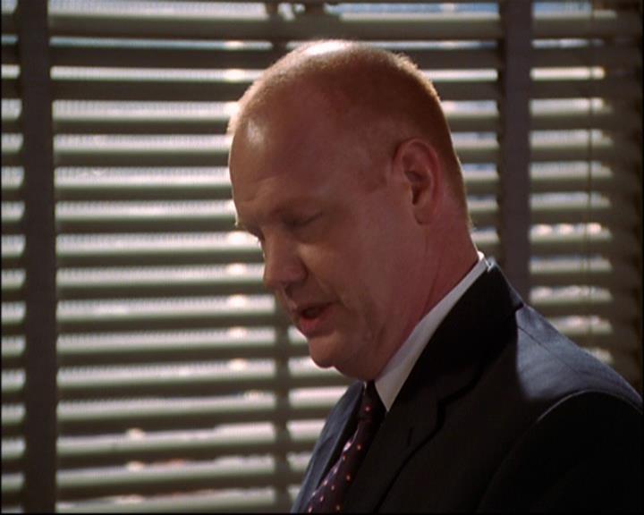 Charmed-Online_dot_net-8x01StillCharmedAndKicking0524.jpg Charmed-Online_dot_net-8x01StillCharmedAndKicking0524.jpg