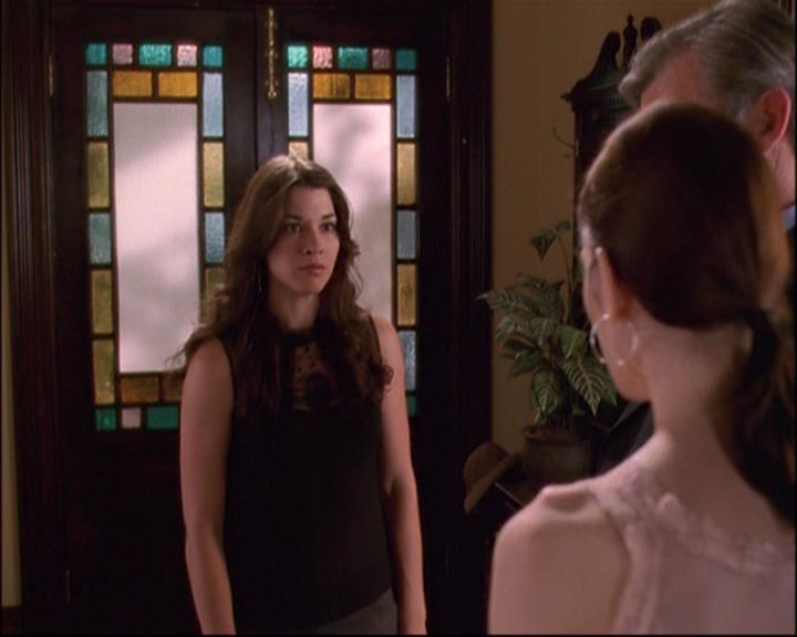 Charmed-Online_dot_net-8x01StillCharmedAndKicking0576.jpg Charmed-Online_dot_net-8x01StillCharmedAndKicking0576.jpg