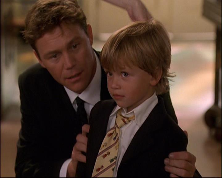 Charmed-Online_dot_net-8x01StillCharmedAndKicking0597.jpg Charmed-Online_dot_net-8x01StillCharmedAndKicking0597.jpg