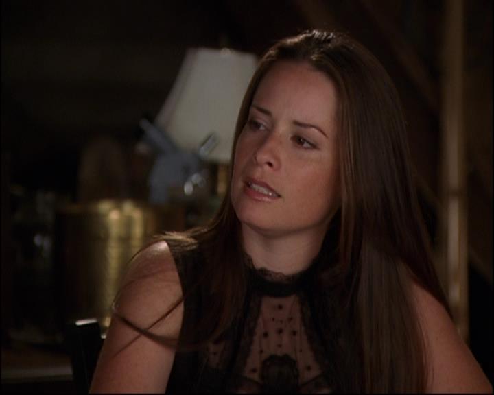 Charmed-Online_dot_net-8x01StillCharmedAndKicking0763.jpg Charmed-Online_dot_net-8x01StillCharmedAndKicking0763.jpg