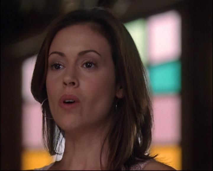 Charmed-Online_dot_net-8x01StillCharmedAndKicking0776.jpg Charmed-Online_dot_net-8x01StillCharmedAndKicking0776.jpg